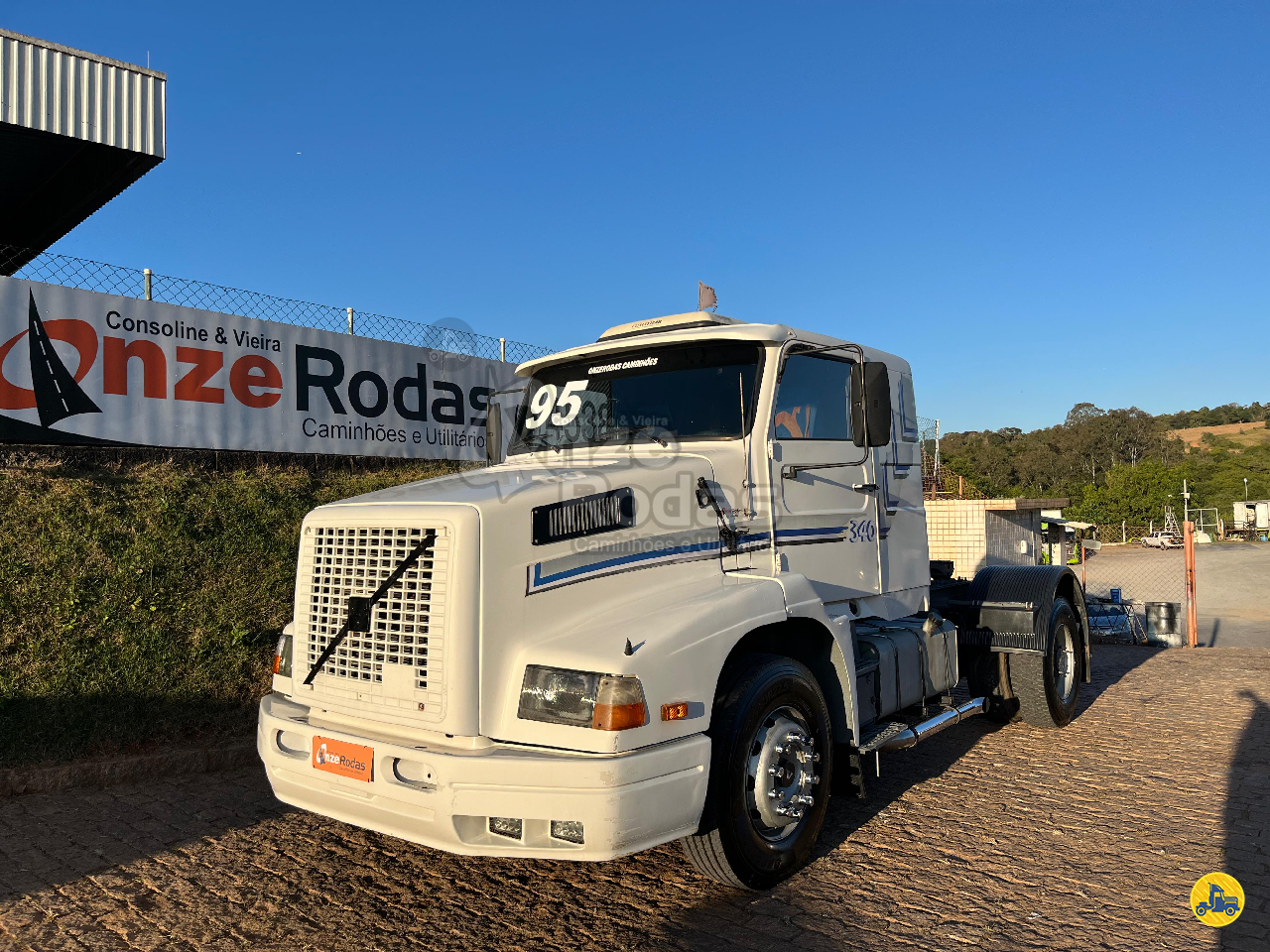 CAMINHAO VOLVO VOLVO NL10 340 Cavalo Mecânico Cavalo 4x2 Onze Rodas Caminhões e Utilitários ITATIBA SÃO PAULO SP